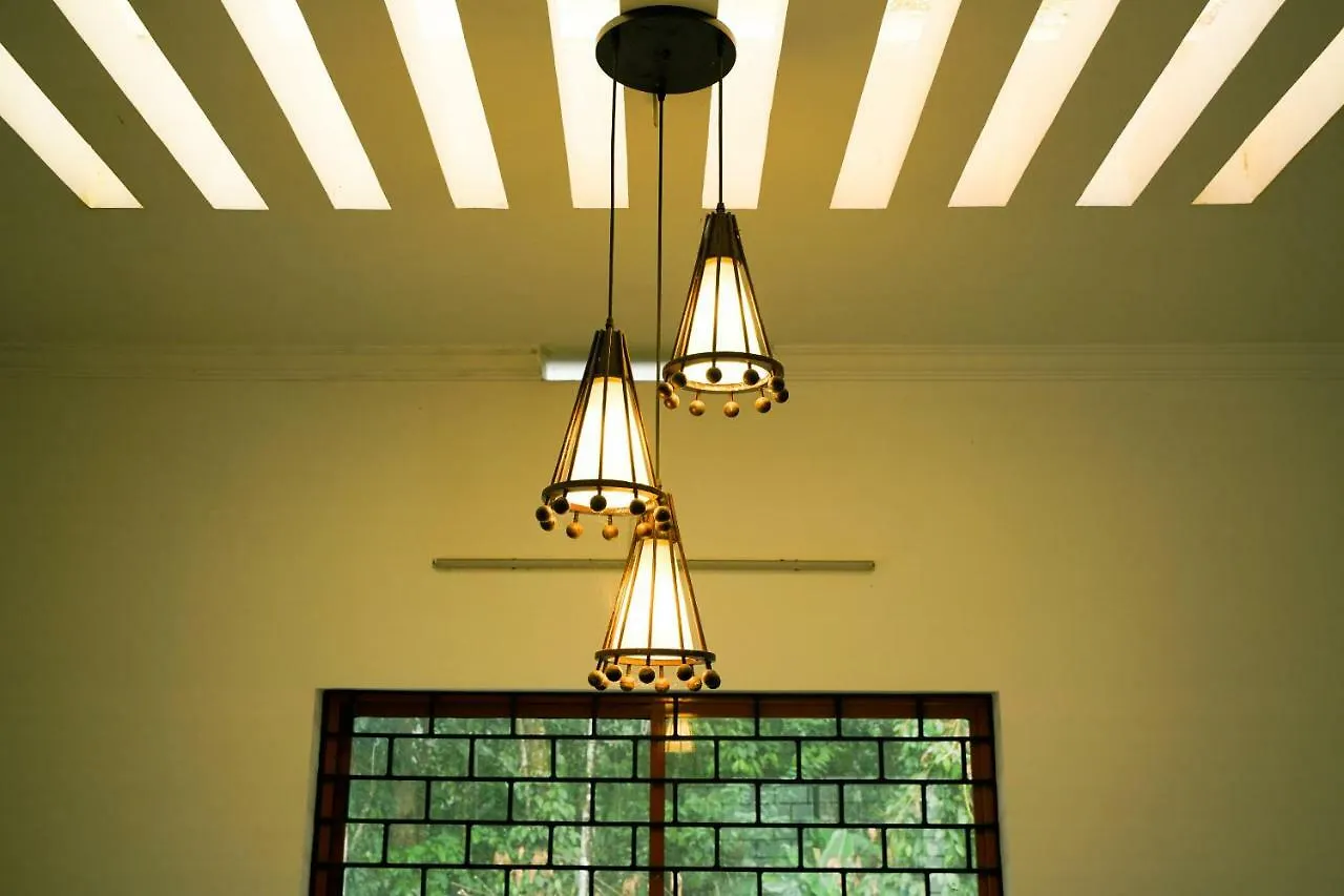 Villa 4Bhk White Snow Spacious Holiday Home Munnar India