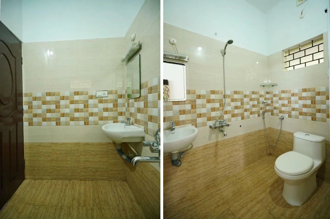 4Bhk White Snow Spacious Holiday Home Munnar Villa